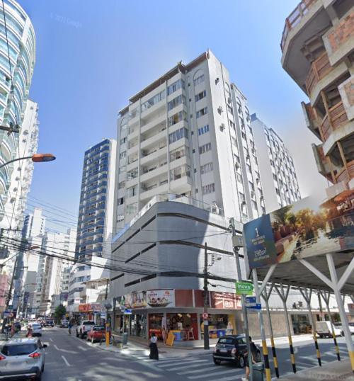 Apartamento Central Proximo Da Praia E Atlantico Shopping Балнеариу-Камбориу Экстерьер фото
